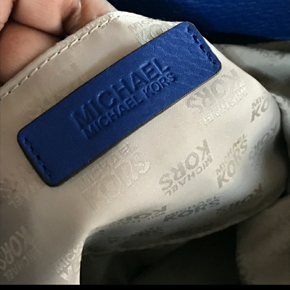 MICHAEL KORS BLUE SAPPHIRE - Picture 4 of 8